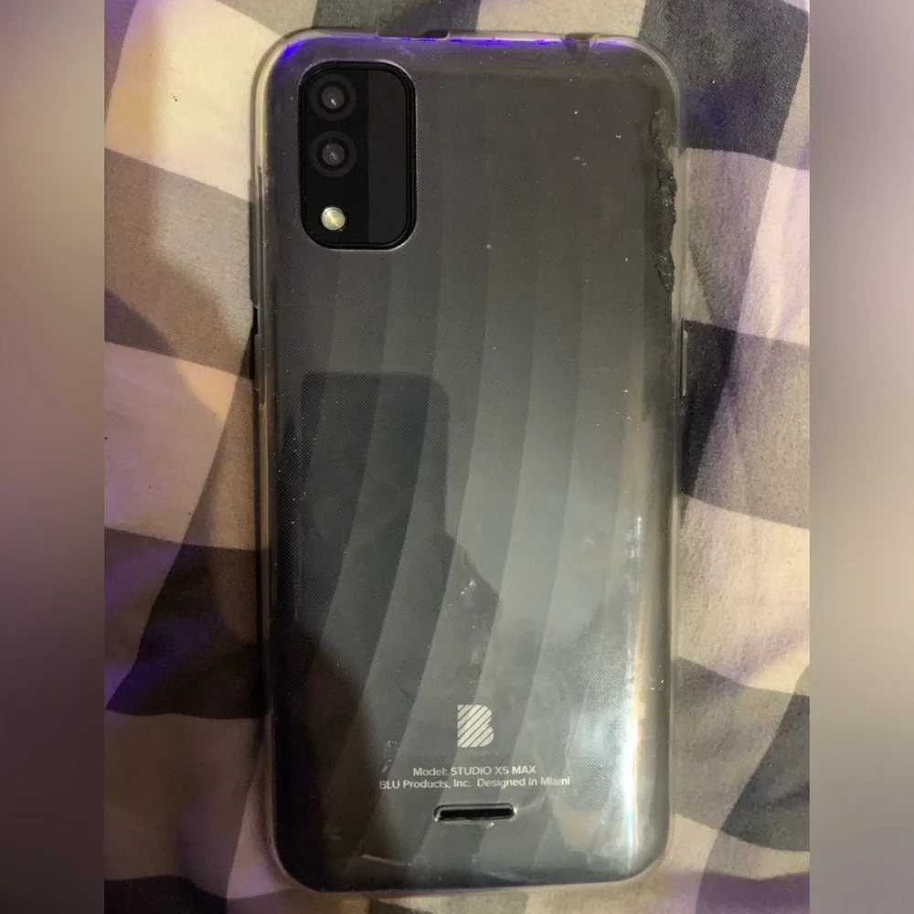 BLU Studio MAX (BROKEN)
